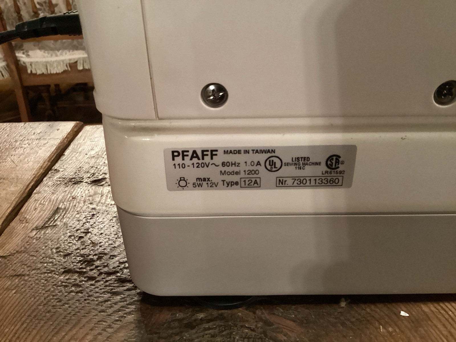 Pfaff Hobby 1200 GrandQuilter High-Speed Sewing Machine. Tested See Description