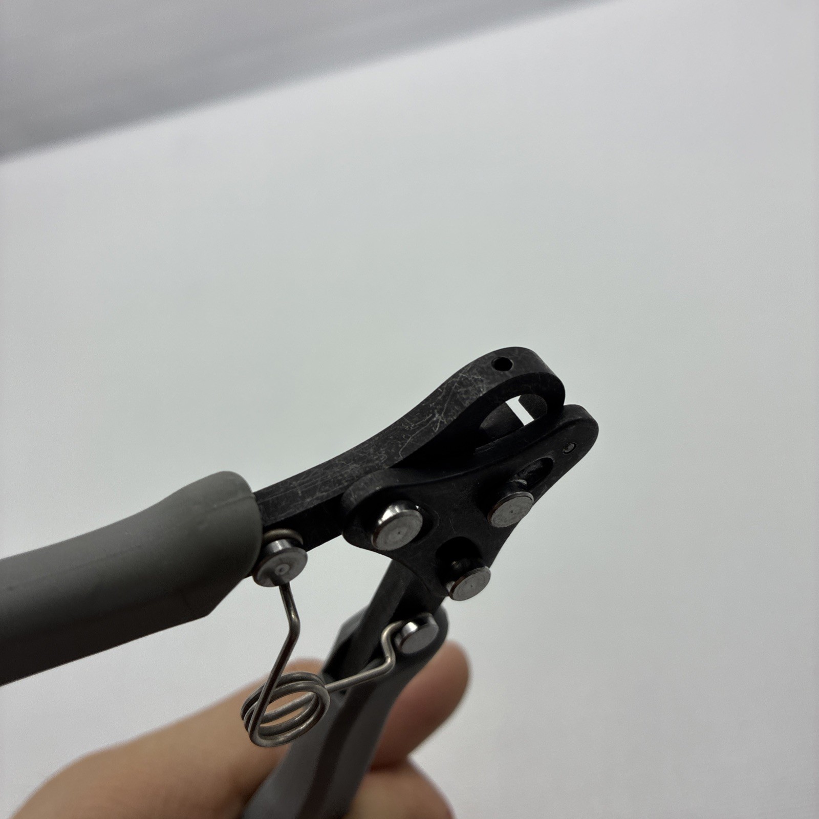 The Bead Smith One 1 Step Looper 1.5mm Loops