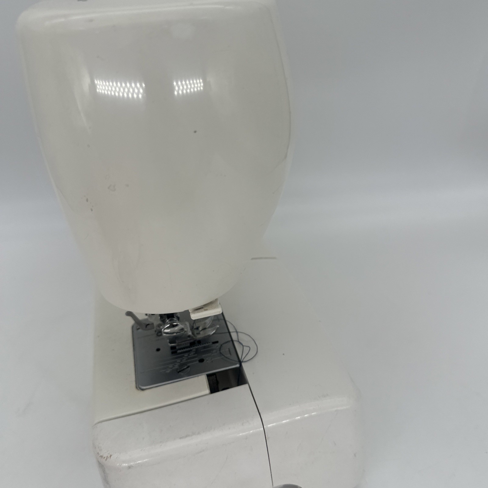 Kenmore Sewing Machine Model 385 Working Good [Low Use] WYSIWYG