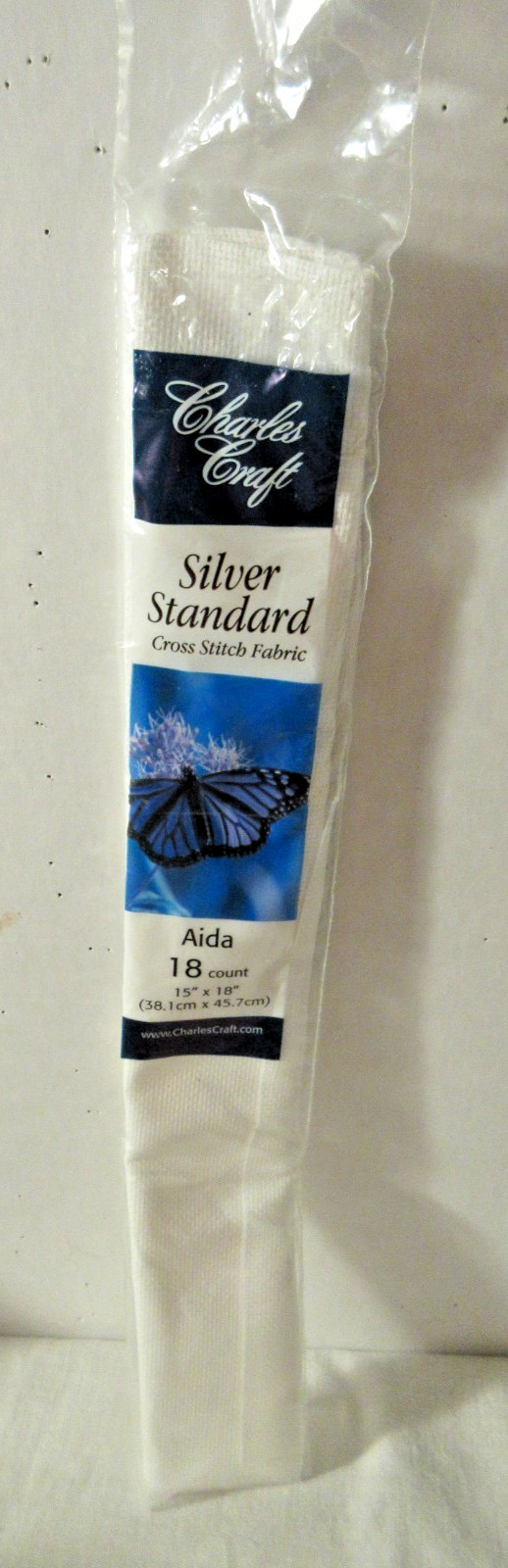 NEW 18 ct Charles Craft Silver Standard WHITE AIDA 15×18″ Cross Stitch Fabric
