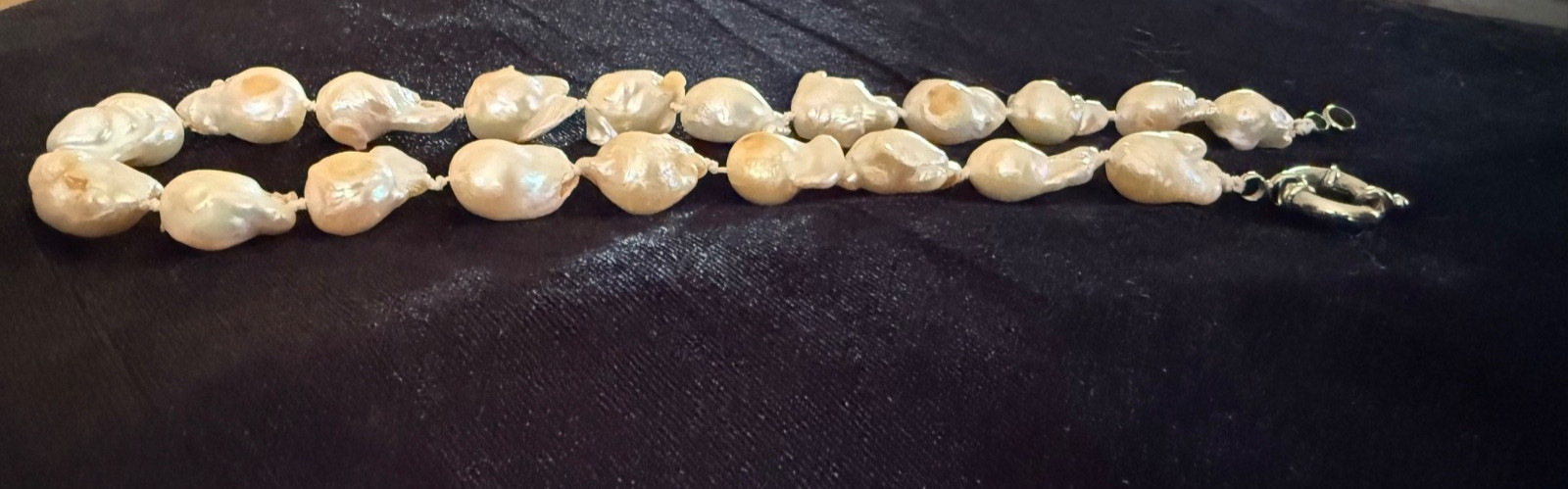 Vintage Freshwater Baroque Pearl Necklace with Metallic Clasp 17.5″ Long