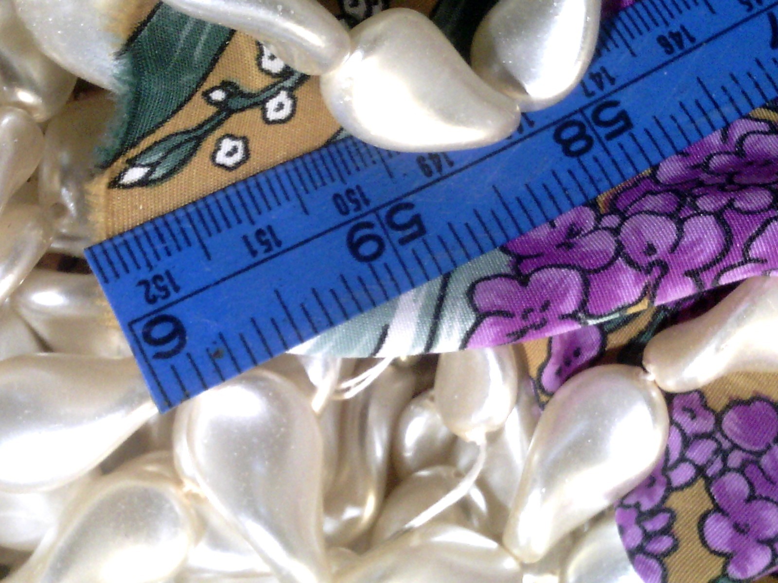 VTG 3LB 15OZ WHITE FAUX PEARL JAPAN WAVY BEADS 15mm #072112A