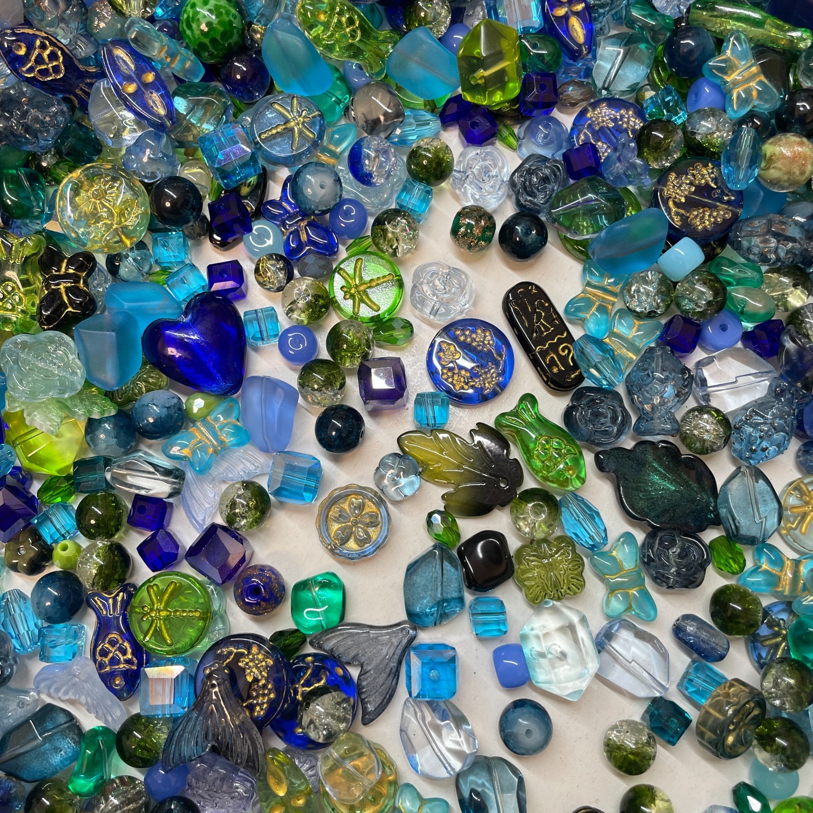 100g Glass beads lot jewelry making mix variety bead supplies Read Description