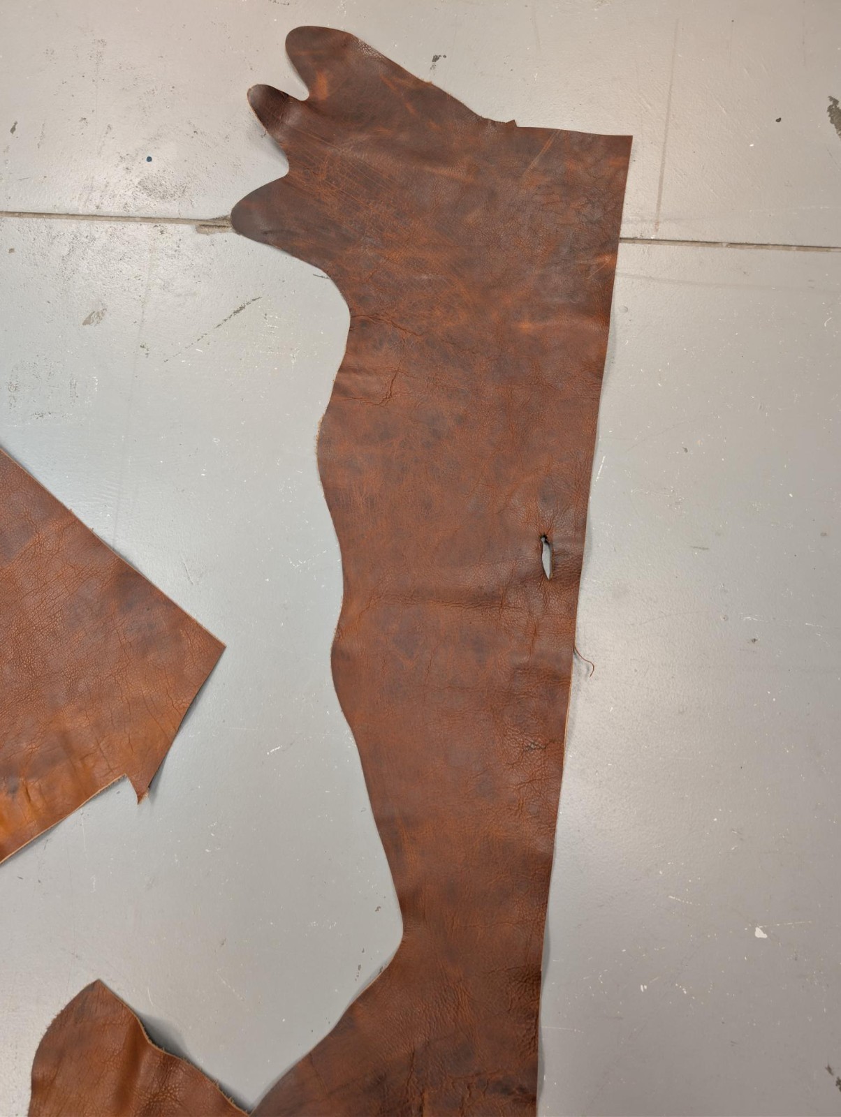 8 lb (Vintage Reddish Brown) Bulk Scrap Leather Trimmings, Cowhide Remnants