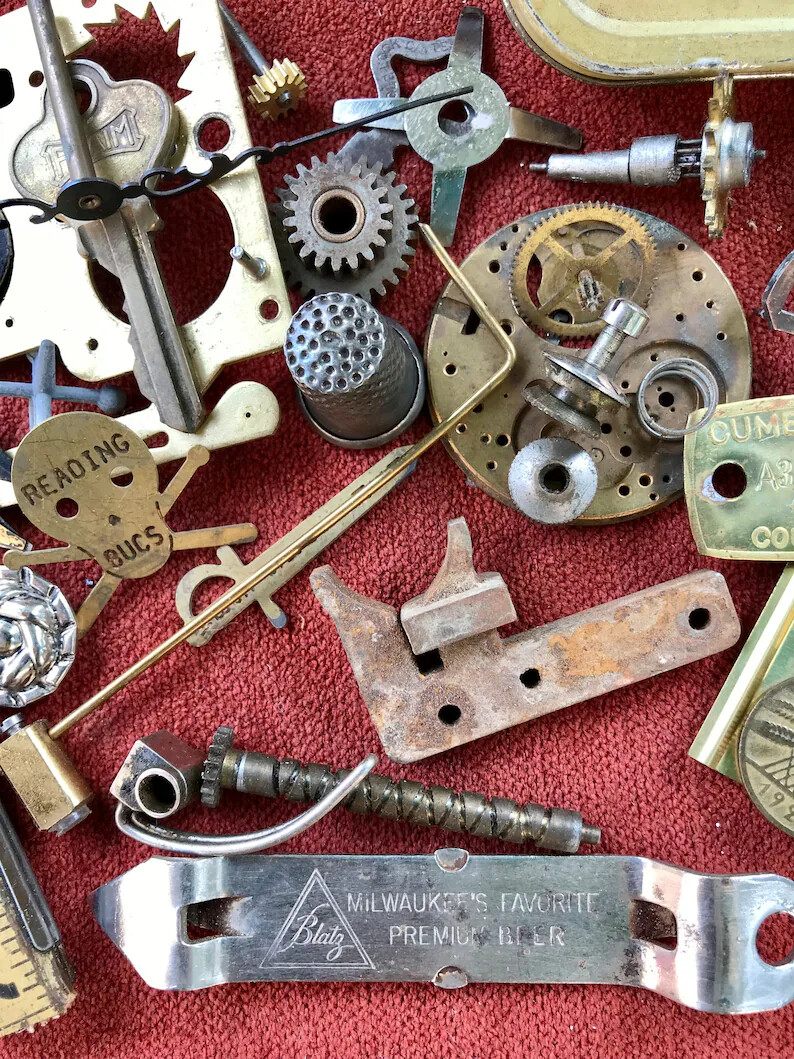 2 Pound lot of “STEAMPUNK Parts for ARTISTS” – varied small items-#DF2E27