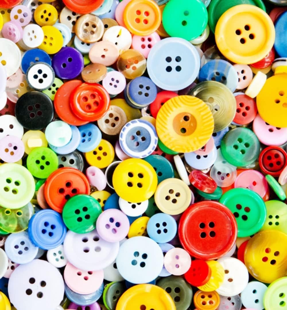 Colorful Mixed Resin Buttons – 500-700 PCS for DIY Crafts & Children’s Projects