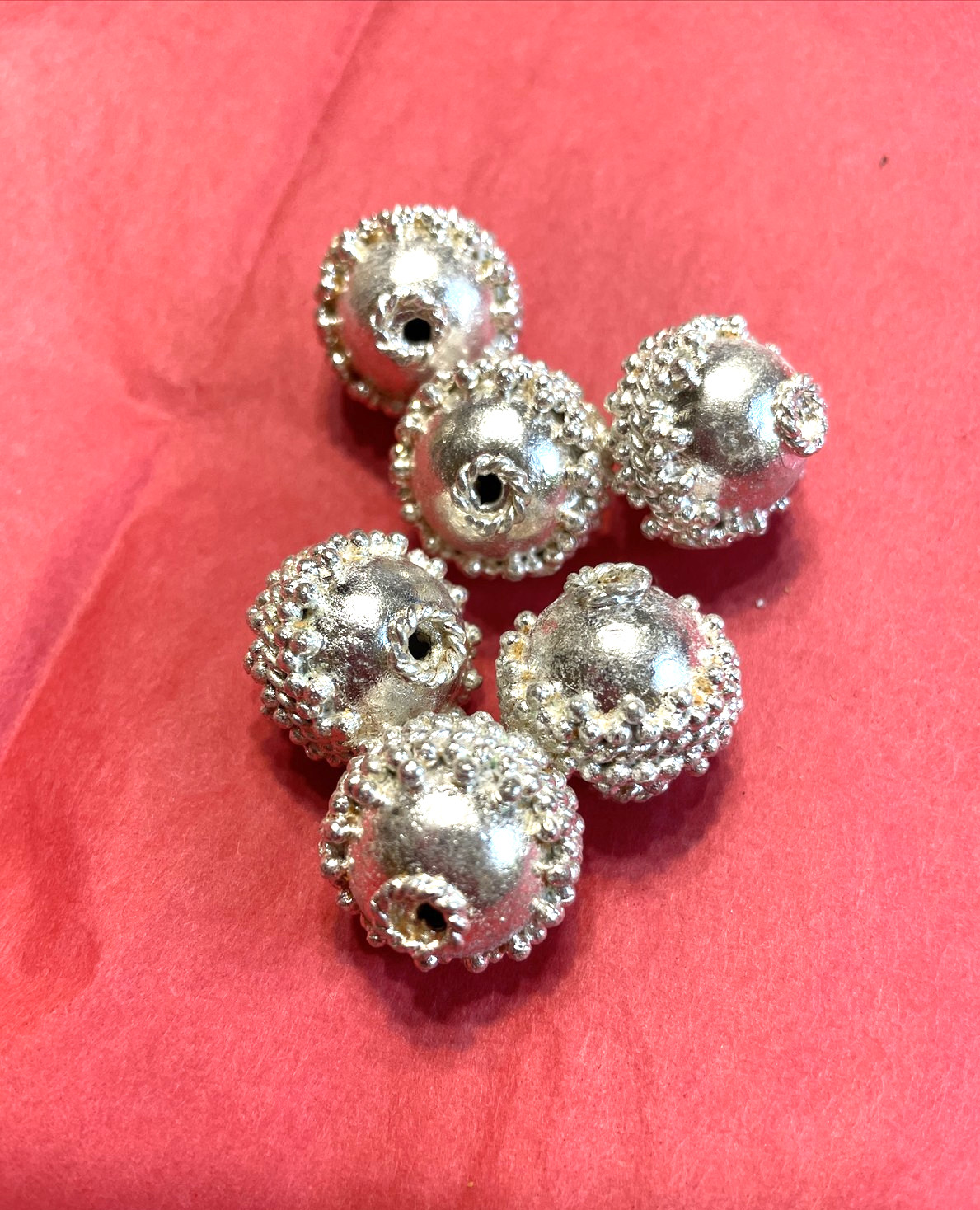 Bali Beads Silver Tone 6pcs Ornate Filigree Ethnic Tribal 19MM Vintage Bead lot
