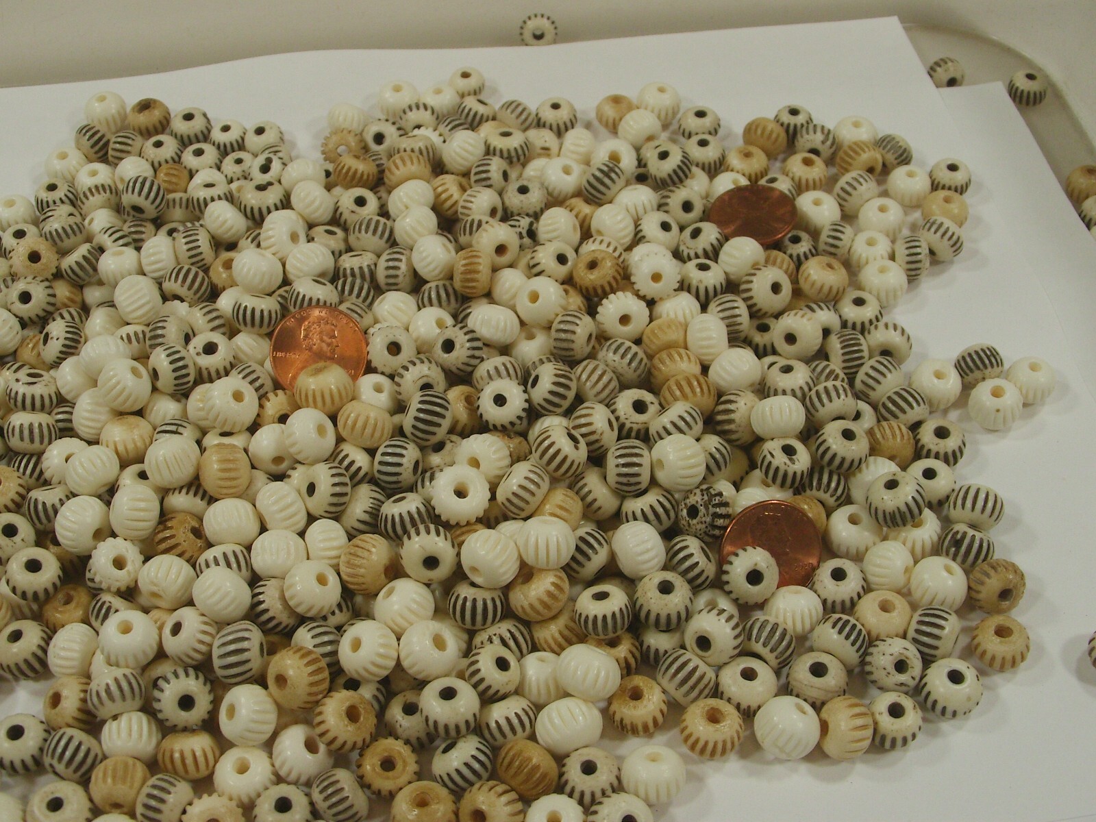 2 Pounds (8mm x 10mm) Rondelle India Handmade Water Buffalo Bone Beads (QPR-58)⭐