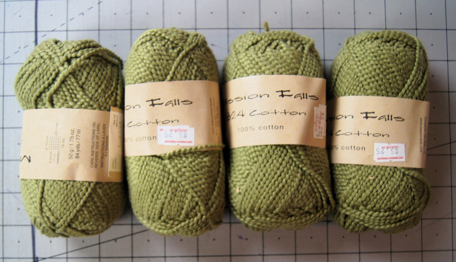 4 Skeins Mission Falls 1824 Yarn 100% Cotton 1.75 oz each 302 Wintergreen