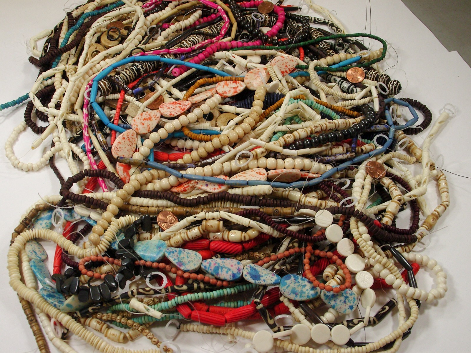 5 LBS Assorted Shapes and Sizes India Handmade Water Buffalo Bone Beads (EK-8) ⭐