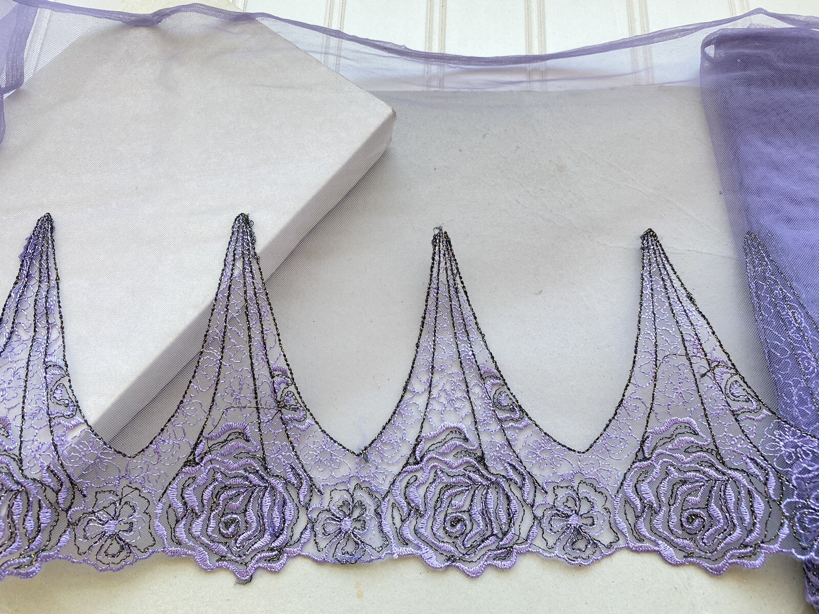 Flaw–2 Yds Embroidered Trim with Pastel Purple Tulle Base/Sewing/Crafts/9″ Wide