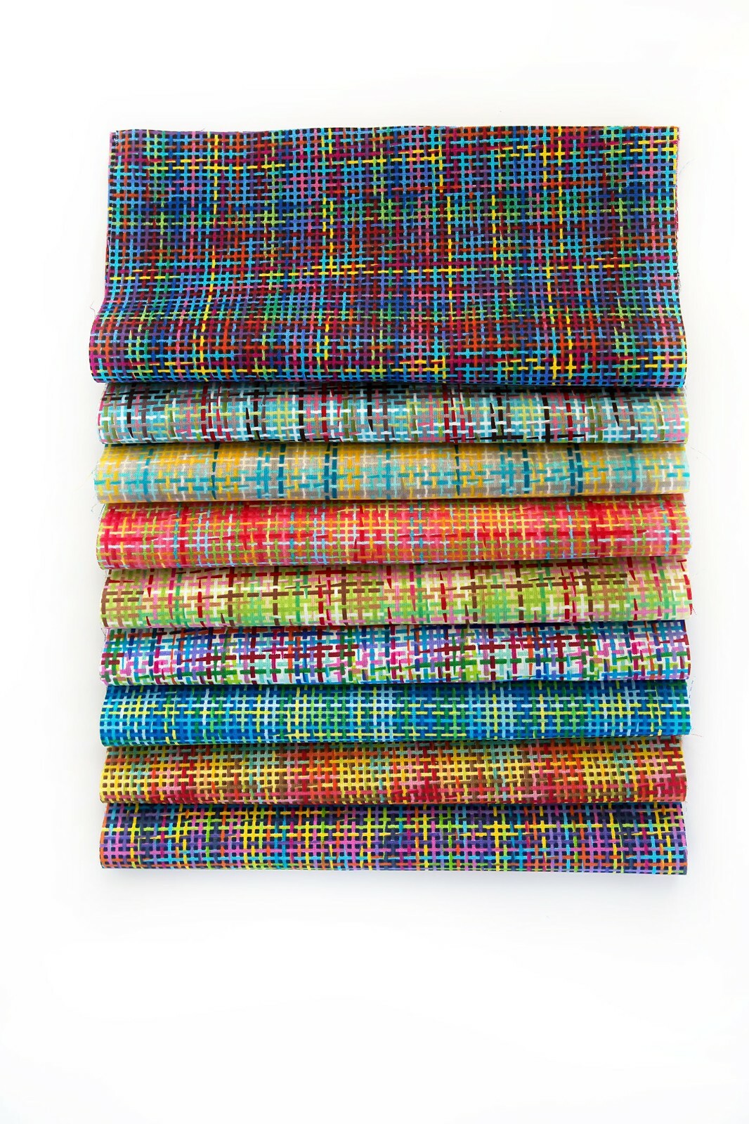 Pretty in Plaid 90 piece charm pack 5″ squares 100% cotton fabric quilt blues
