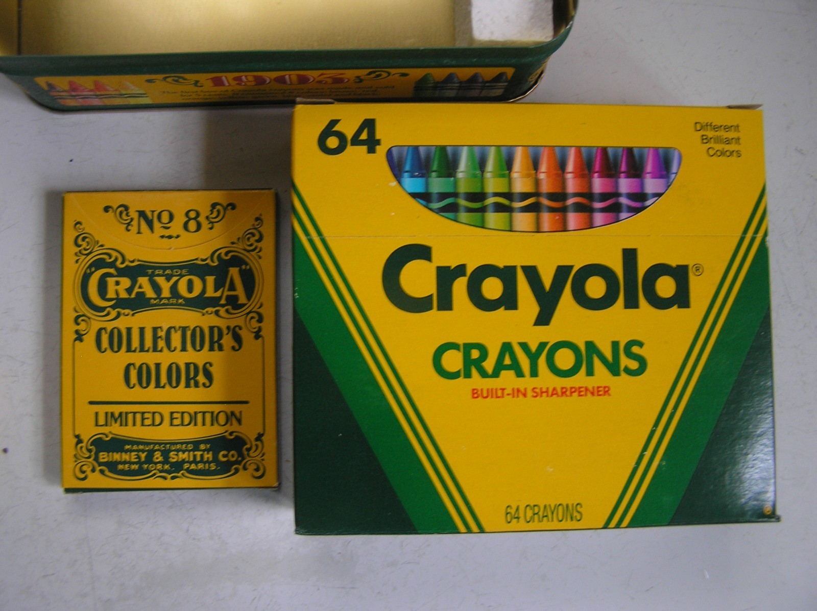 Crayola Crayons Collectors Tin 1991 (72 Crayons) & A Box Of 96 From 2004