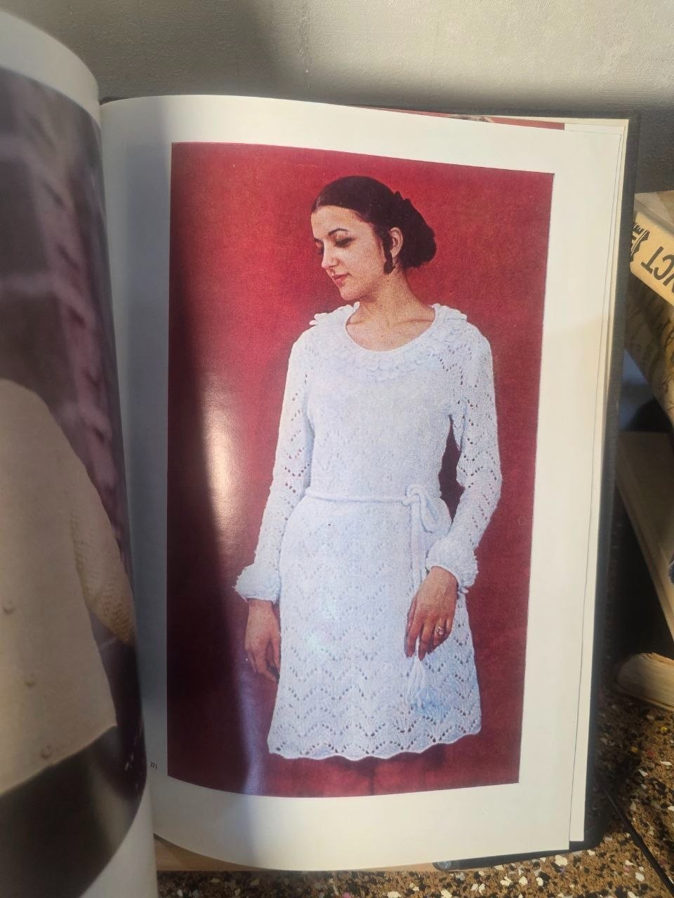 1978 VINTAGE KNITTING CROCHET PATTERNS BOOK Fashionable Knitwear Soviet Bulgaria