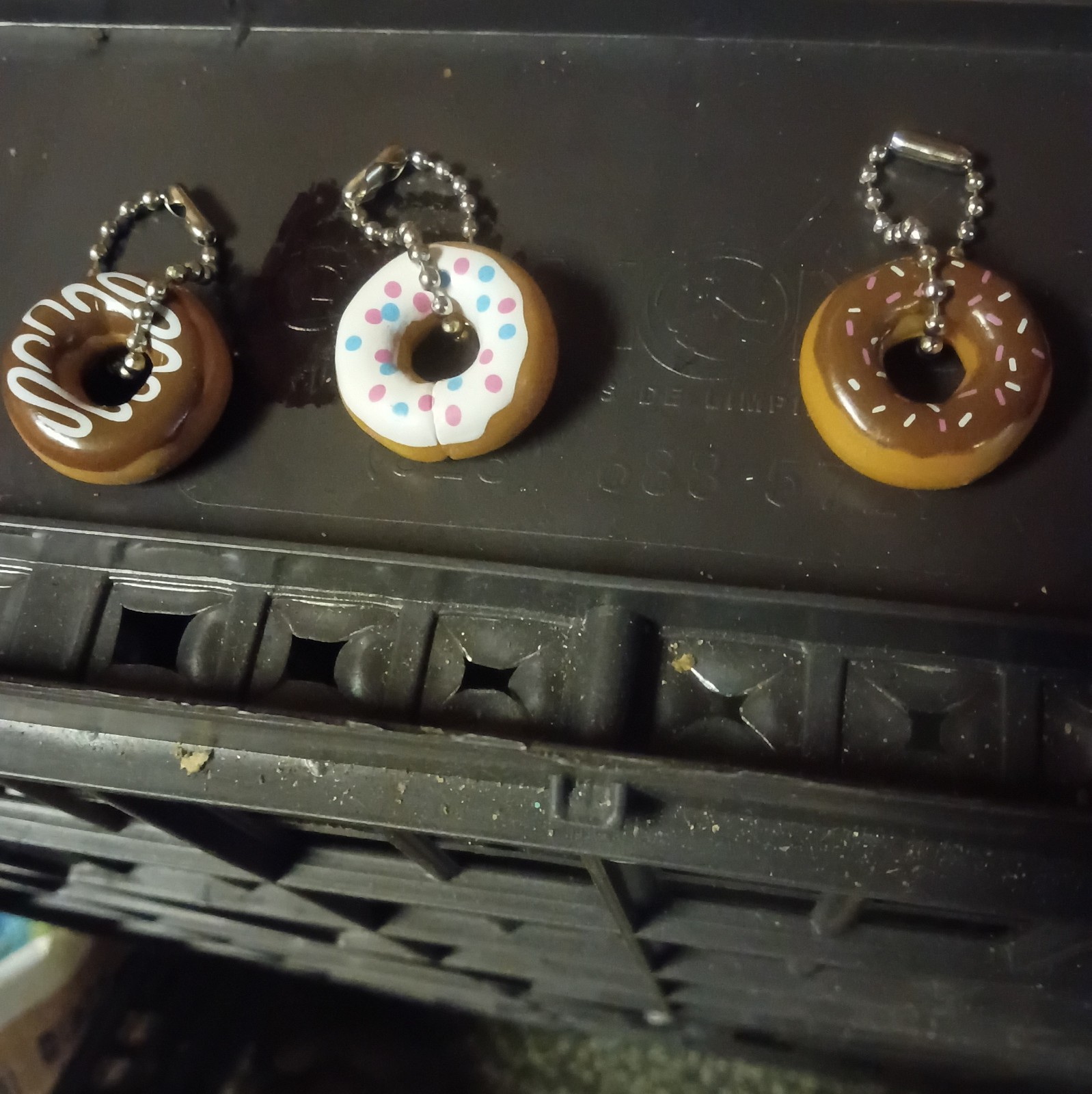 Flatback Embellishments – Donuts – Assorted Colors 10 Pieces