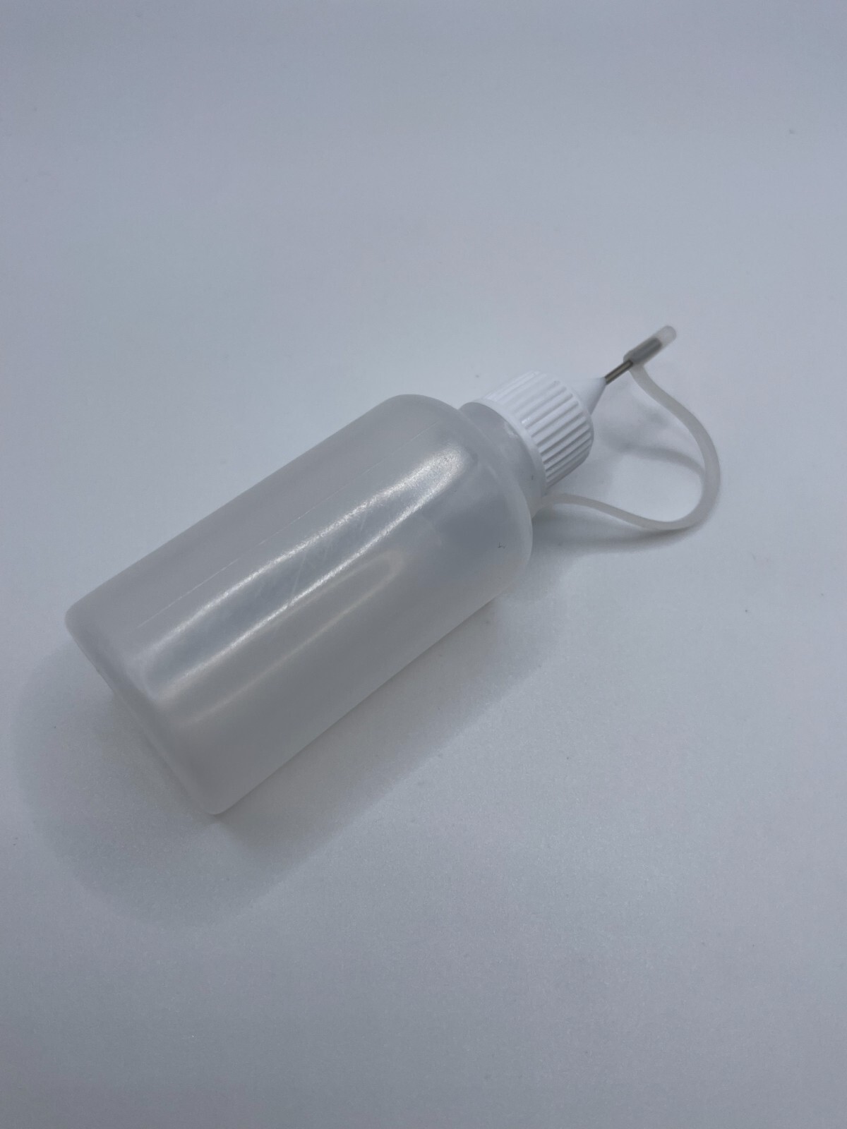Glue Bottle 30ml Squeeze Plastic with Needle Applicator Great for Repair