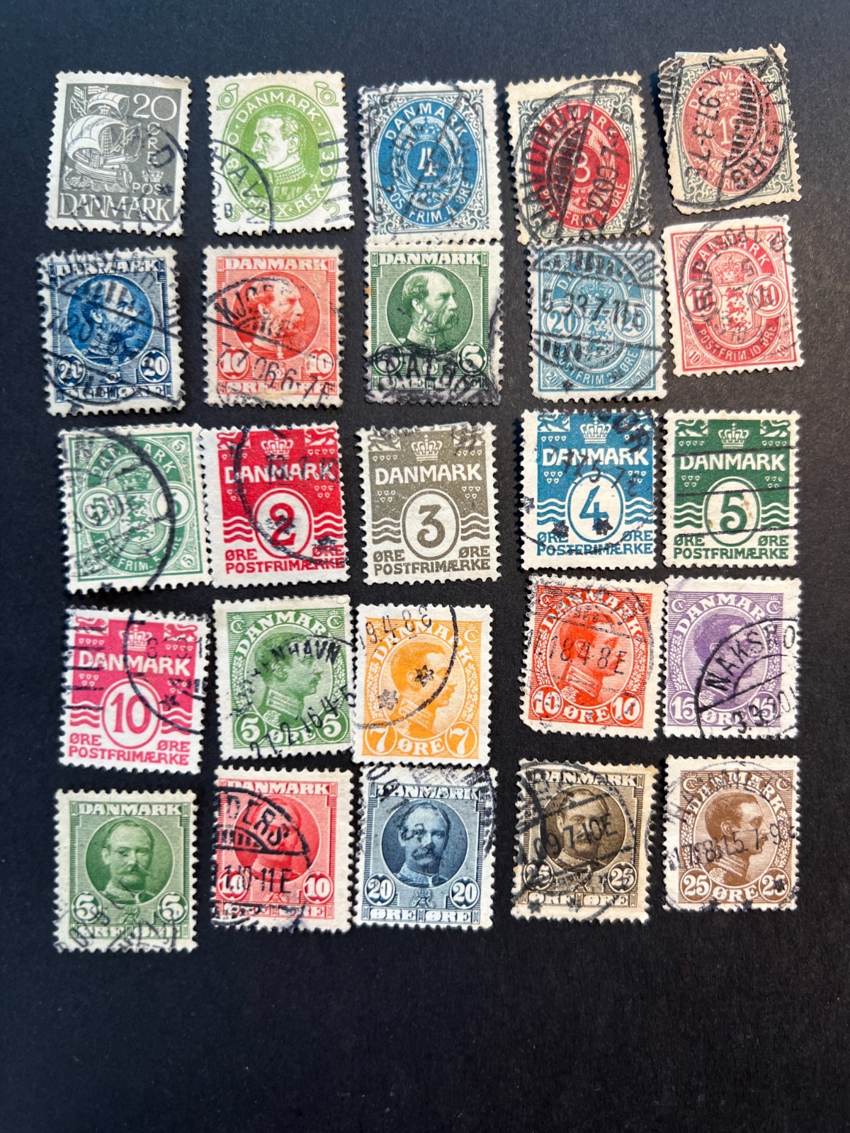 Choose a country! 20 Stamps per country (or as marked), USED or MINT (as marked)