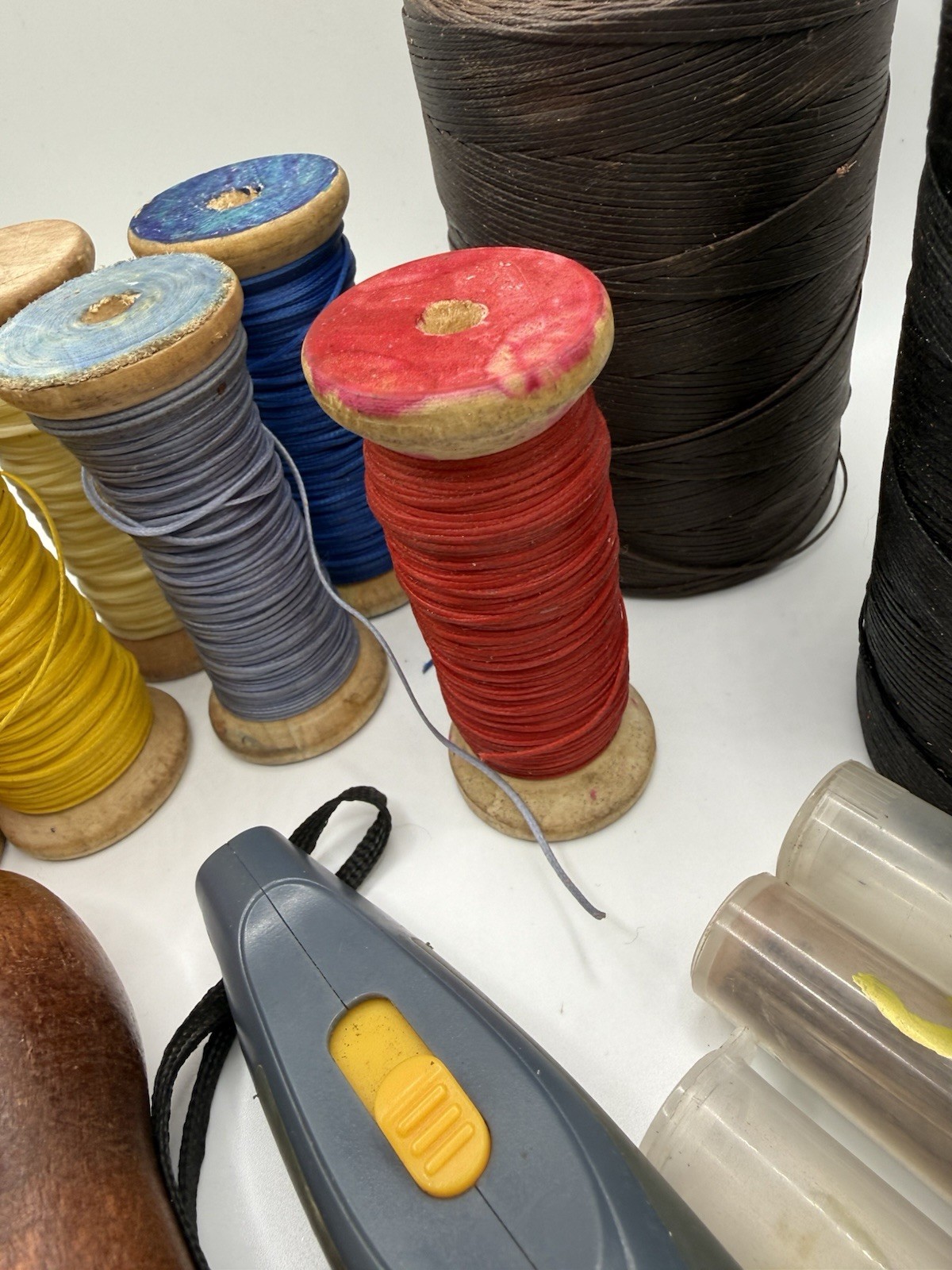 Ritza 25 Tiger Thread 1.0mm Waxed Thread Lot + Leatherworking Tools Huge Bundle