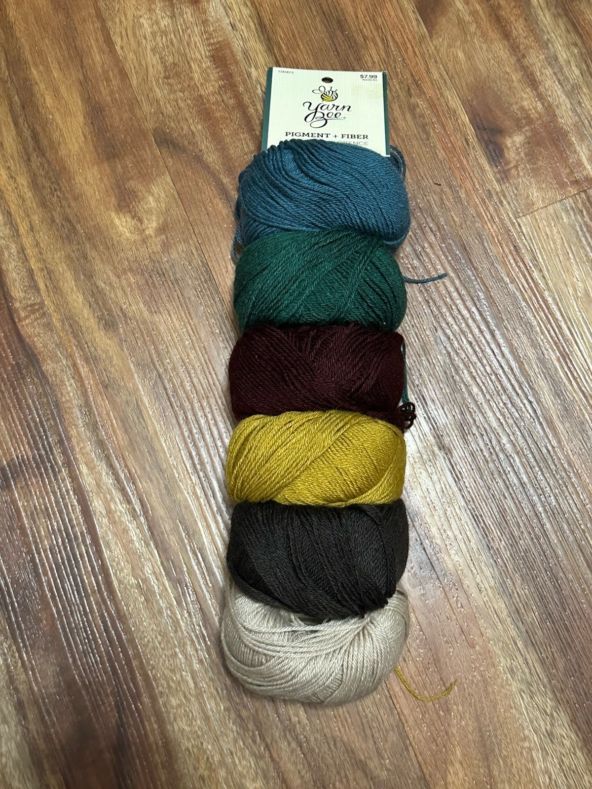 Yarn Bee Pigment + Fiber Fridays In Florence Size 1 Super fine/sock yarn