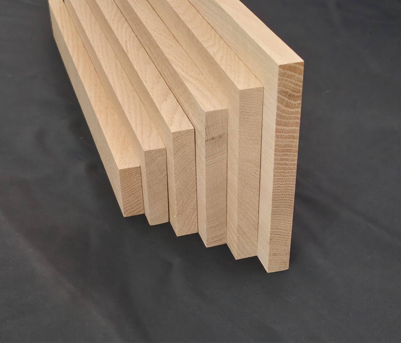 1/8″, 1/4″, 3/8″, 1/2″ & 3/4″ Red Oak Dimensional Lumber (S4S)