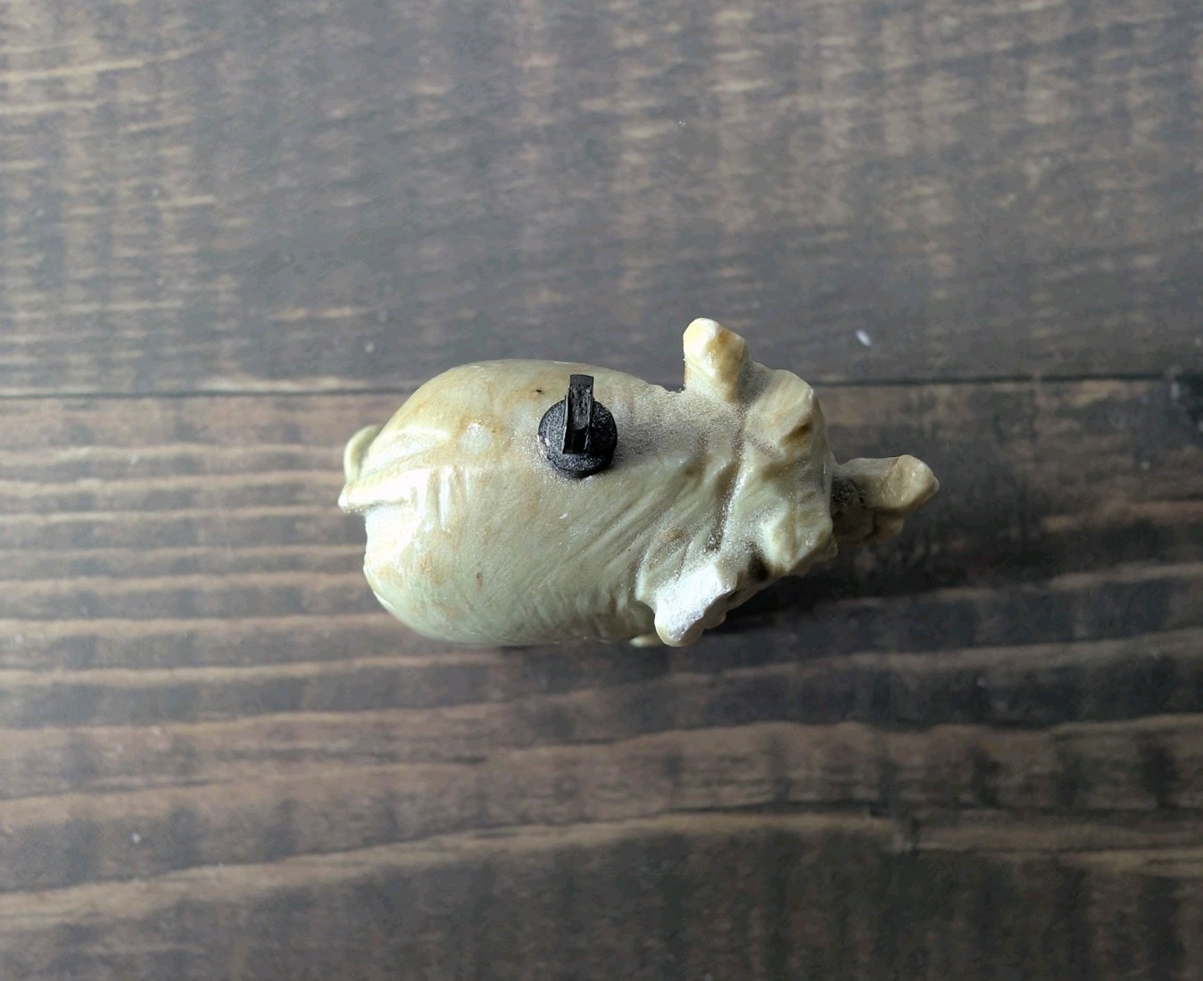 Vingtage hand Carved Elephant Charm Pendant w/ Hanging Loop 1″