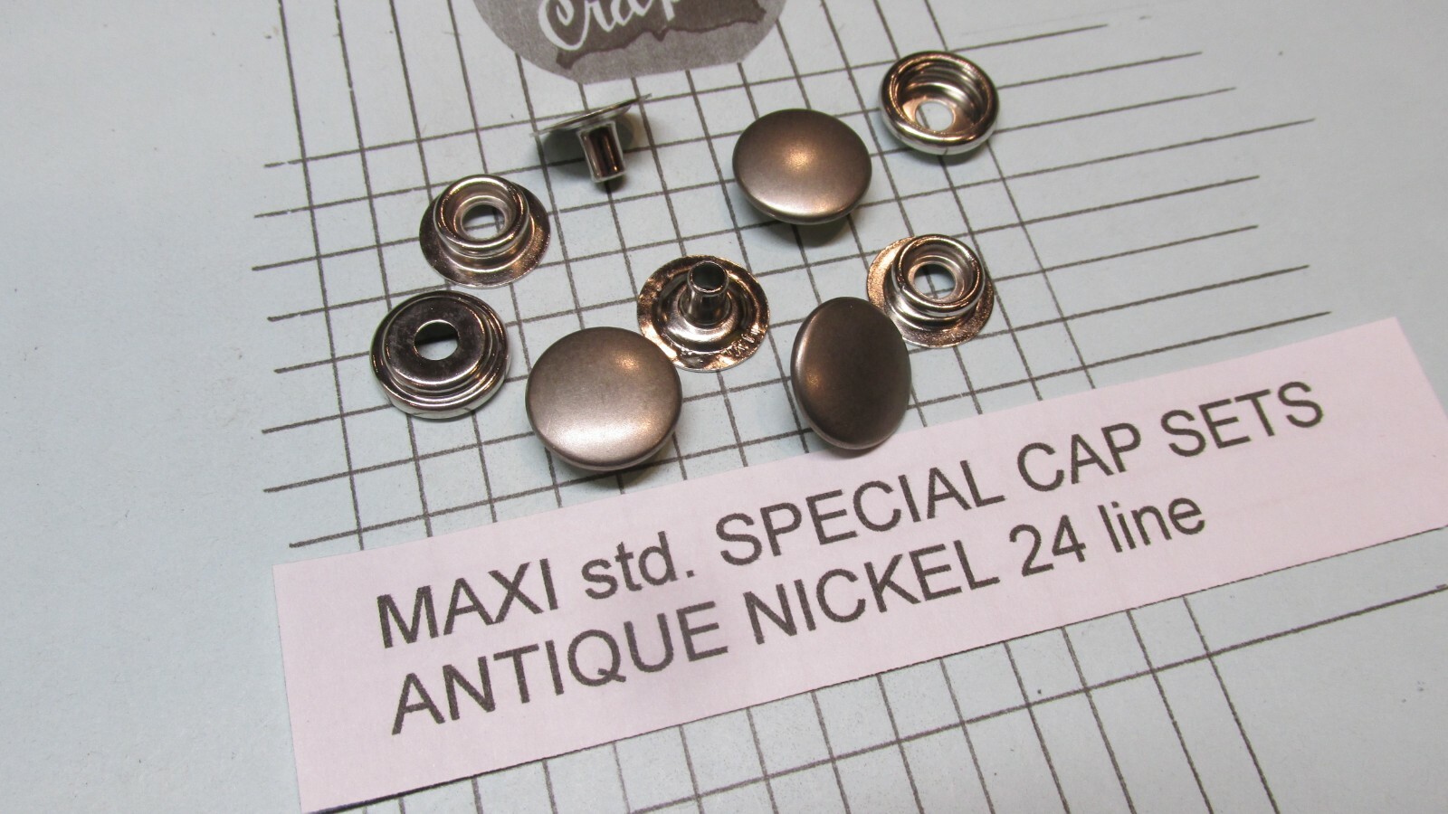 MAXI SNAP SPECIALTY CAPS oak leaf – basketweave – 24 line special finishes USA
