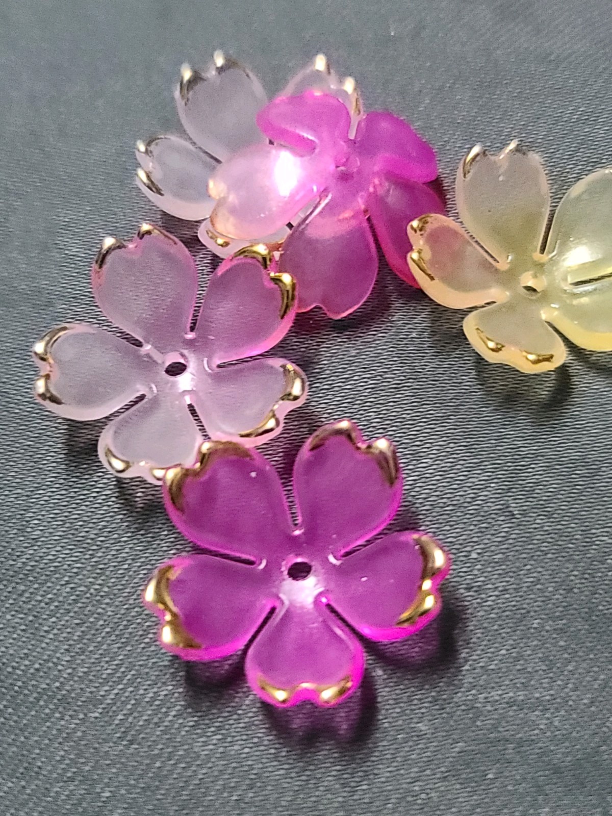 50pcs Cherry Blossom Beads Acrylic Flower Bead End Cap Torus Floral Charm Gold