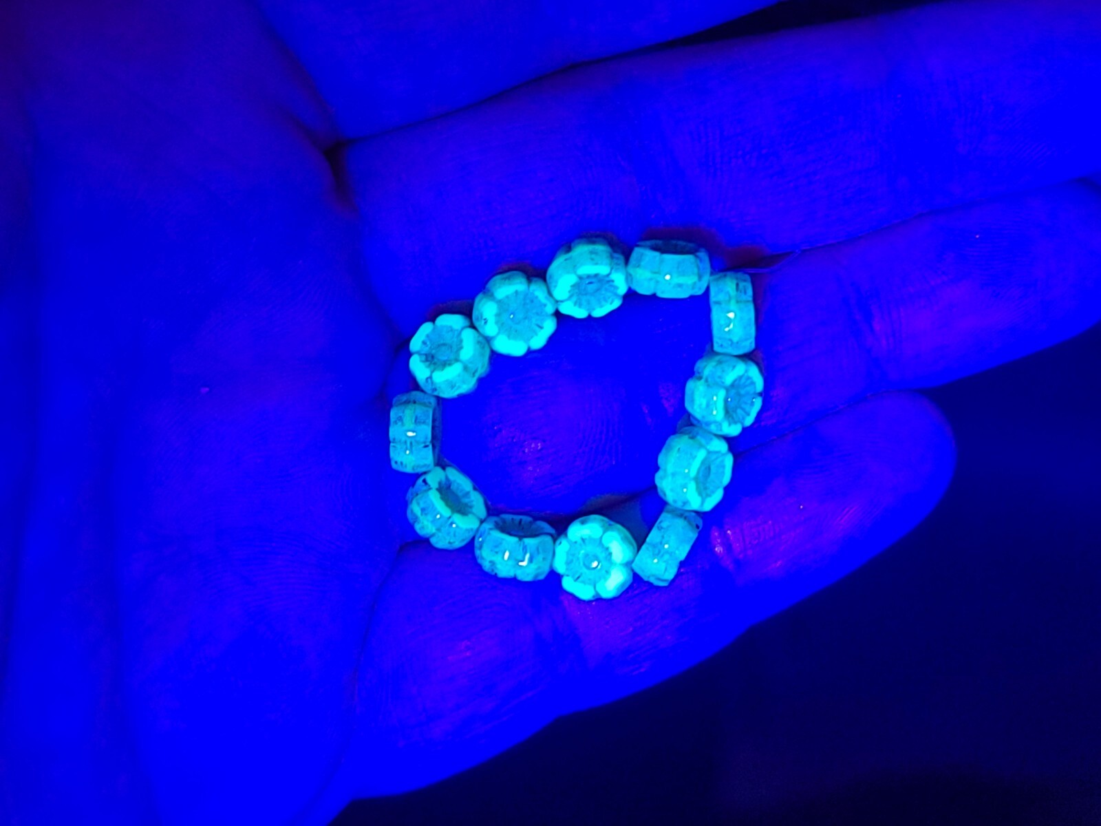 Hibiscus Uranium Glass Beads 7mm Blue Silver Wash Pressed Glass 12pcs