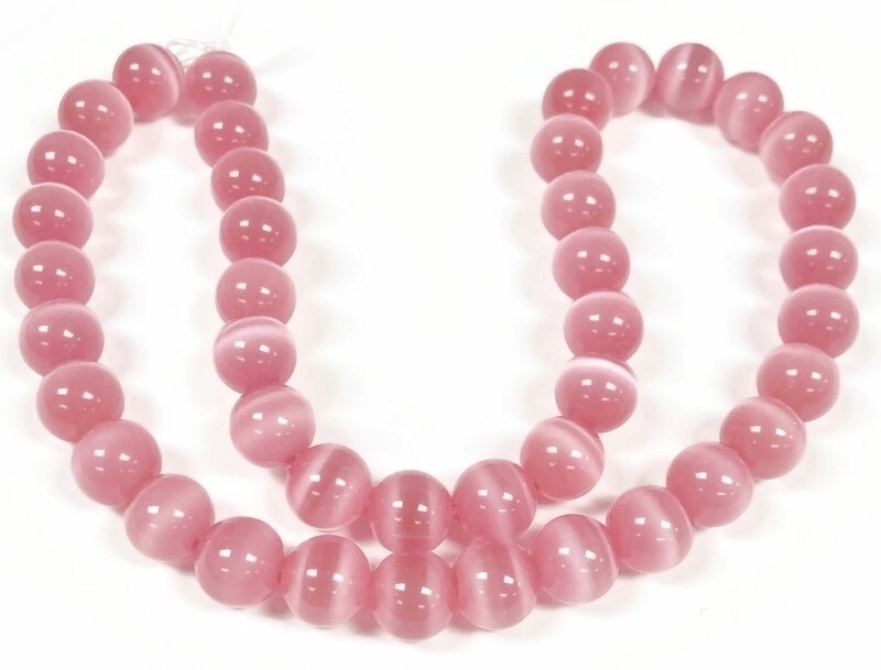 38 Cat’s Eye Fiber Optic Glass Muted Pink 10mm. Smooth Round Beads 2604