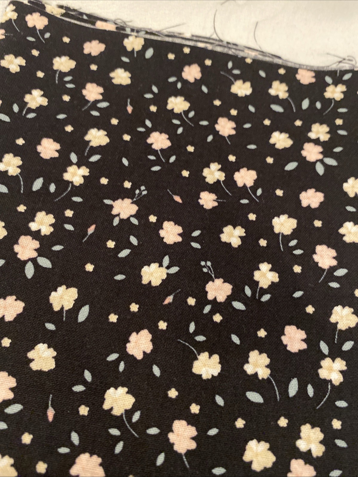 Villa Rosa Designs Yesterday Quilt Kit NEW