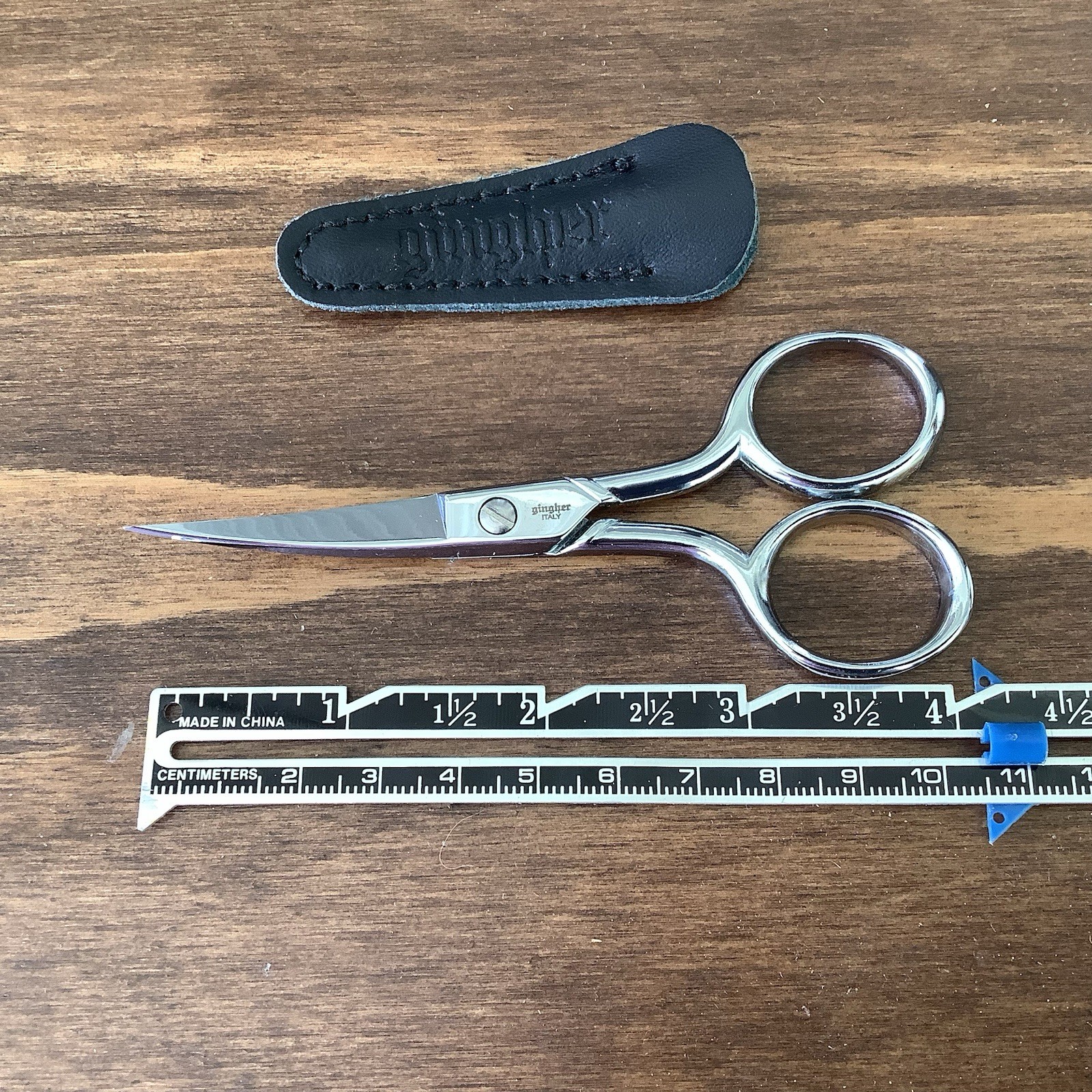 Ginger 4” Curved Embroidery Scissors Made In Italy w/ Sheath Mint Condition