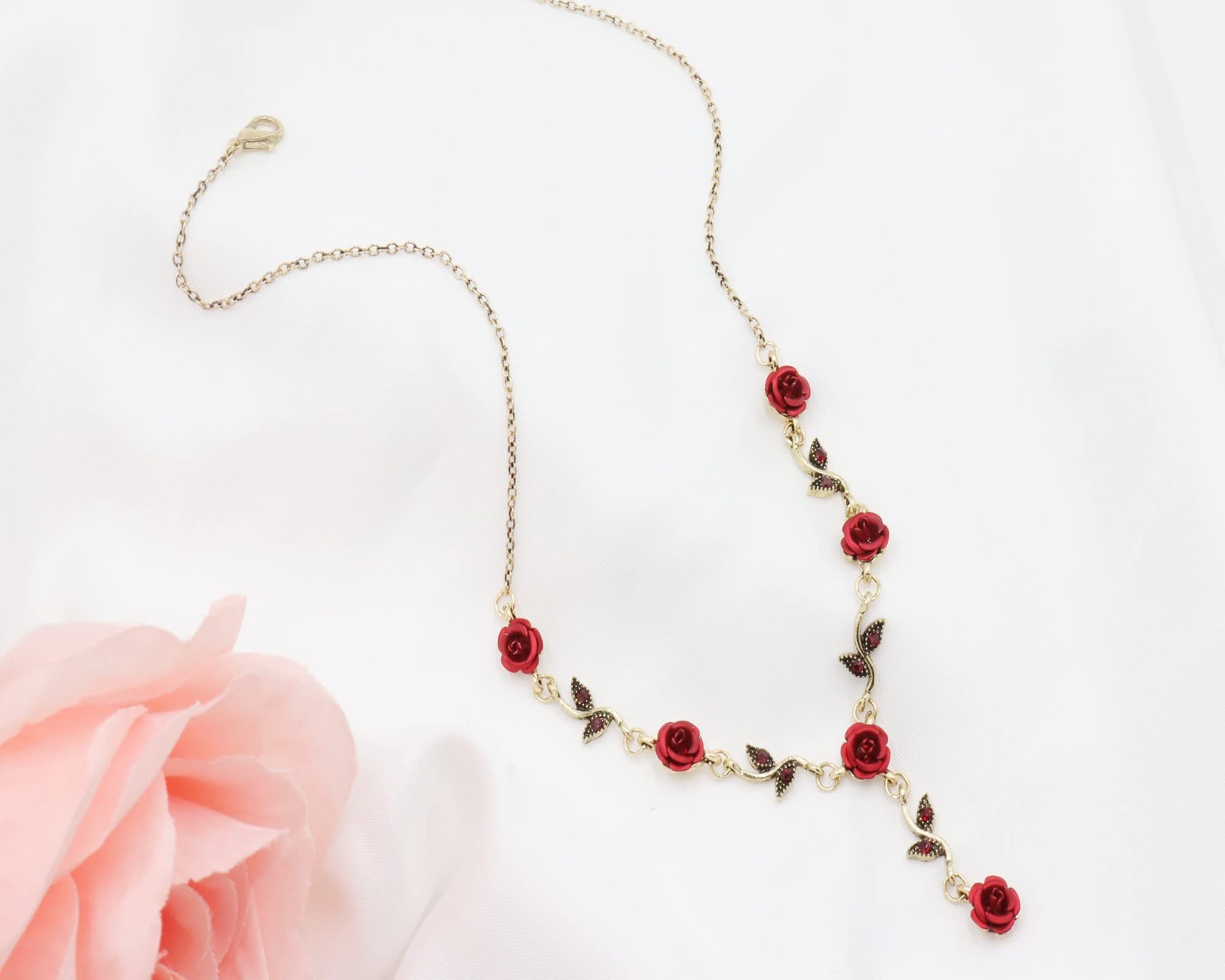 Red rose necklace for women Retro Fashion Aesthetic Preppy Rose Gold Flower Jewe