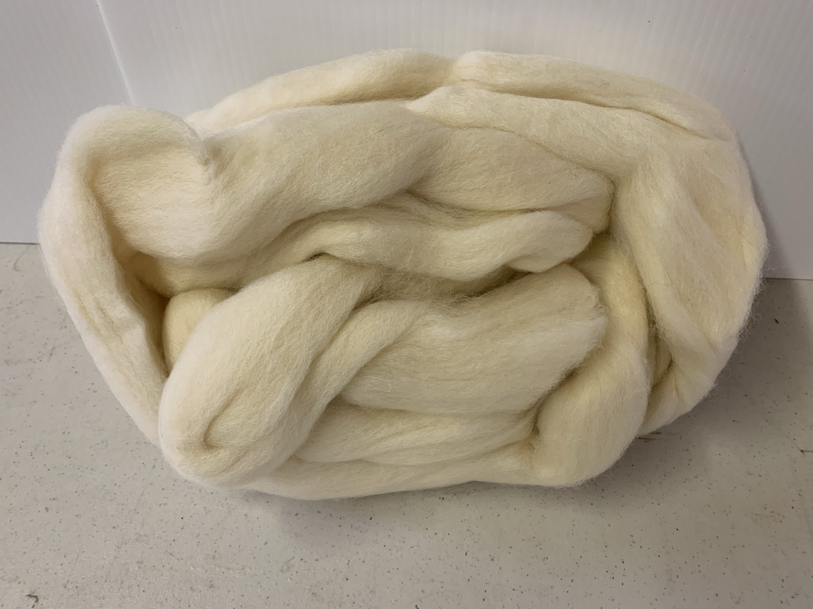 MOHAIR Roving Top. Young Adult Mohair, Spinning Wool 4 oz, Natural Mohair