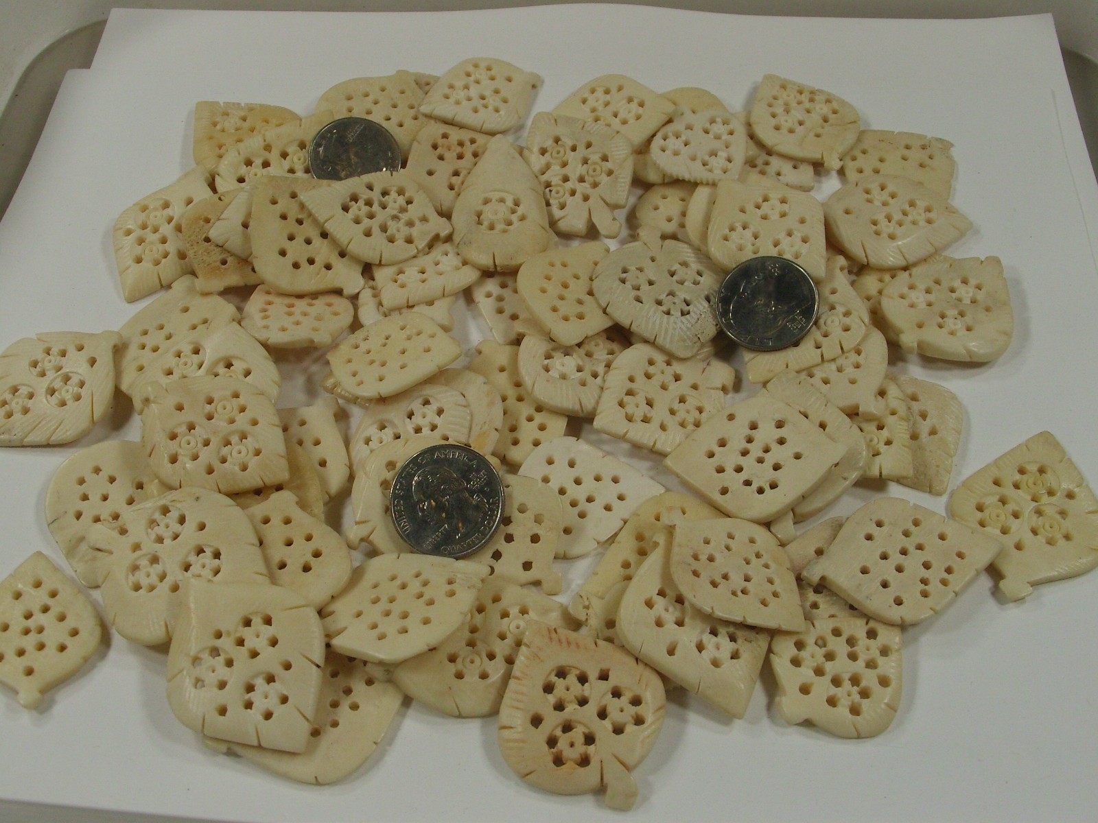 125 Pieces India Handmade Large Water Buffalo Bone Pendants Bulk Lot (AQZ-9)⭐