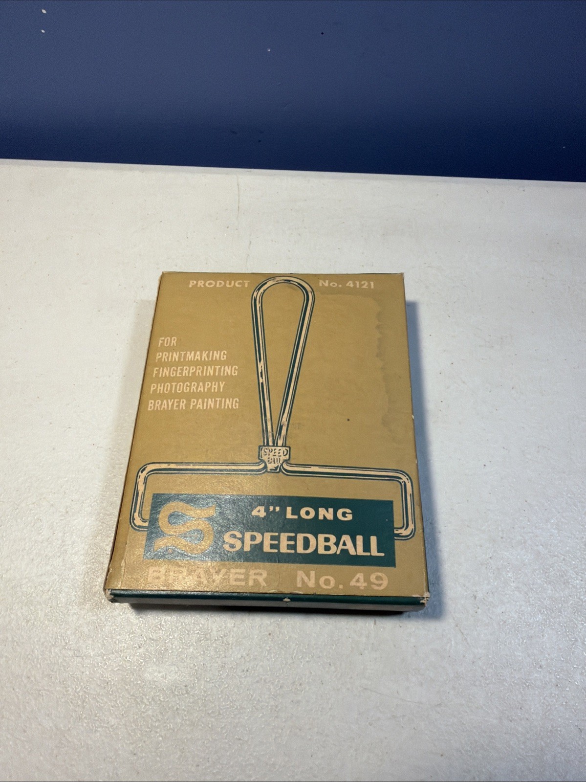 VTG SPEEDBALL PRINTMAKING LOT: NO 49 4″ BRAYER ROLLER BOXED + 5 LINO CHISELS