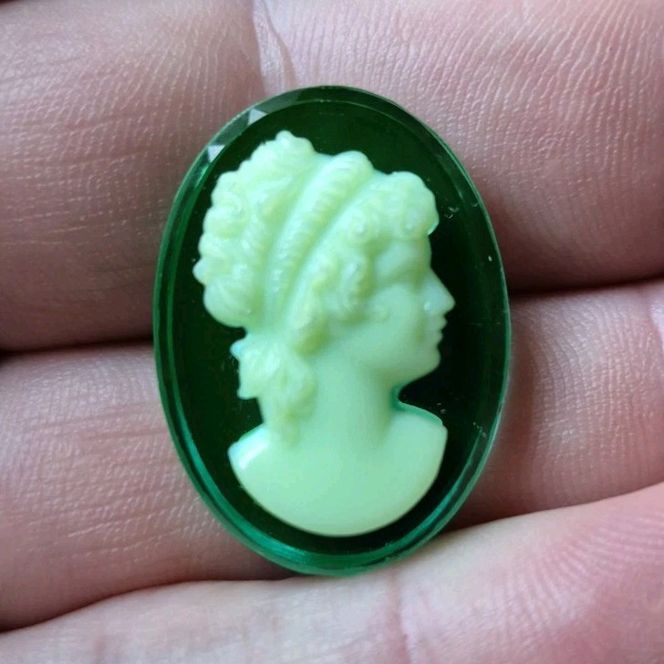 Uranium Glass Oval Cameo Cabochon New Old Stock Czech Uranium Glass