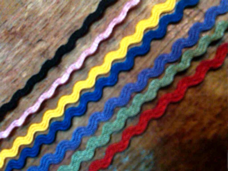 mini 1/8″ ricrac trim ric rac 3yds made in France assorted