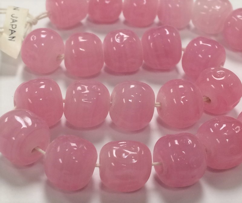 24 VINTAGE JAPAN CHERRY BRAND GLASS ROSE QUARTZ 12mm. BAROQUE ROUND BEADS 4635T