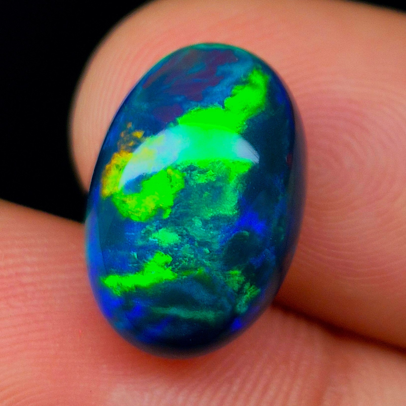 Multi Fire Natural Ethiopian 6.90 Carat Opal Gemstone Cabochon Size 15x10x7mm
