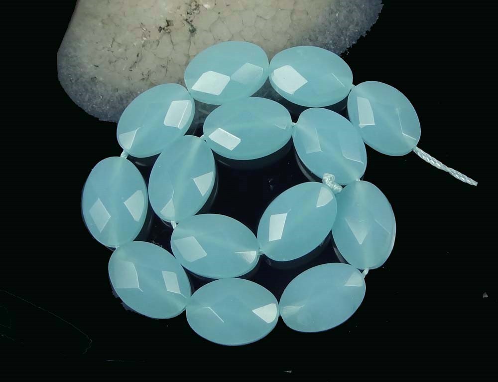 14x10mm Aqua Blue Chalcedony Quartz Faceted Oval Beads (14pcs)