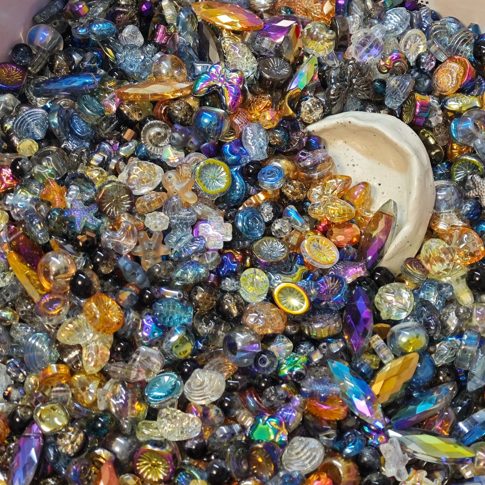 3.52oz Glass beads lot jewelry making mix variety bead supplies Read Description