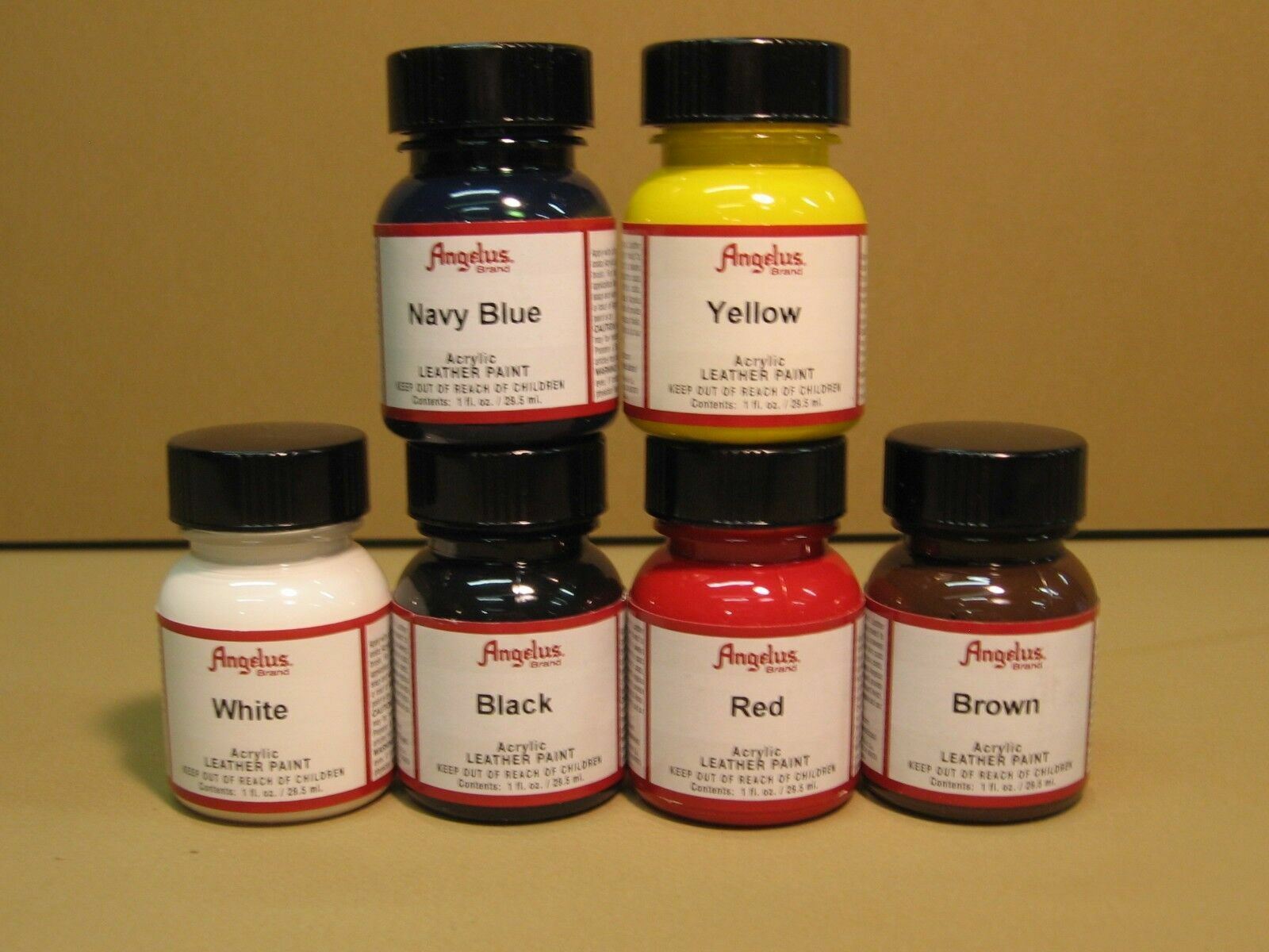 Angelus Acrylic Leather Paint /Dye – Leather & Vinyl – 1 Fl Oz