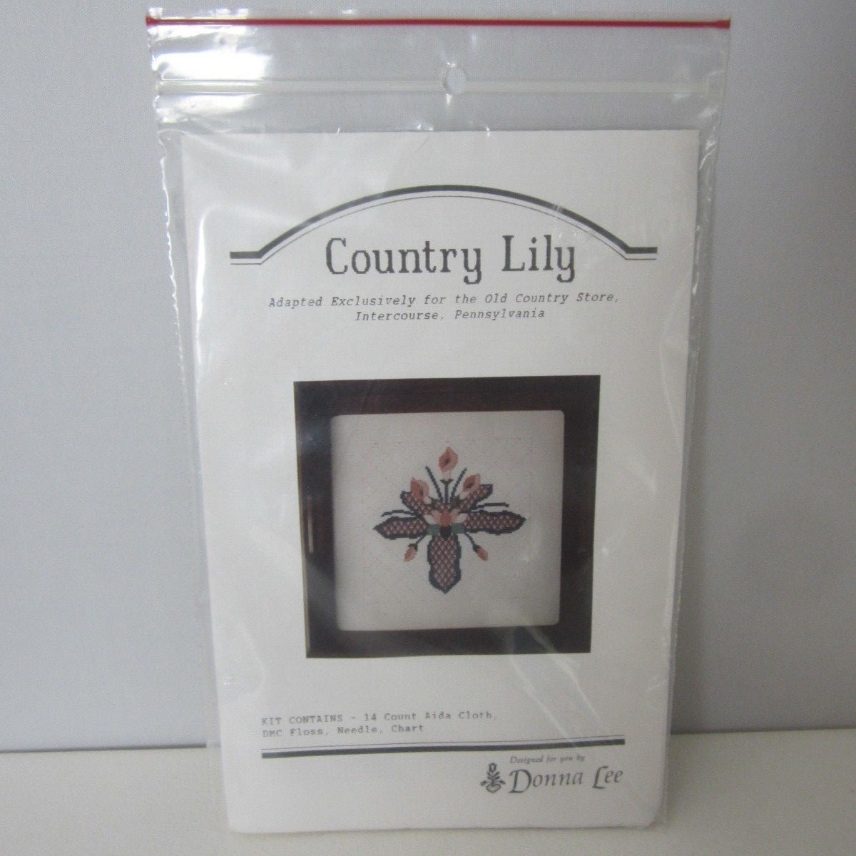 NEW DONNA LEE Counted Cross Stitch Kit Country Lily SEALED USA Flowers