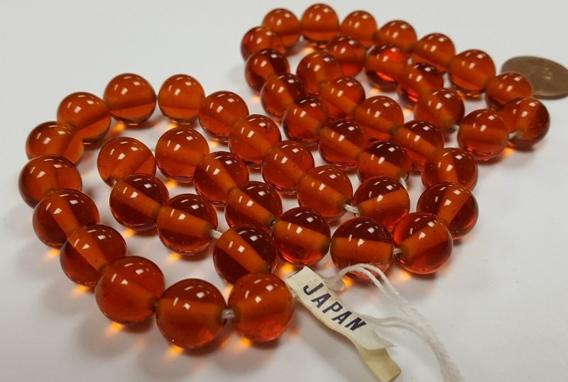 50 VINTAGE JAPAN CHERRY BRAND GLASS MADEIRA TOPAZ 11mm. ROUND BEADS 4697