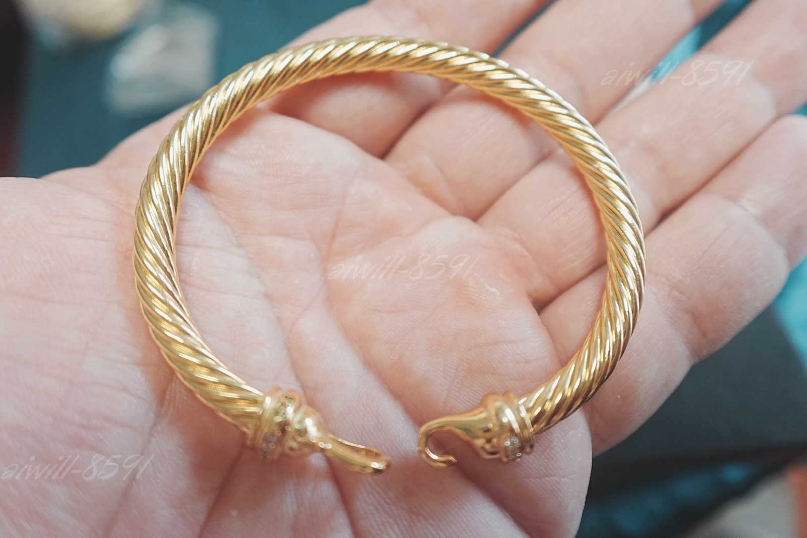 NewDAV1DYurrman18K&Gold&twisted cable Diamond.bracelet