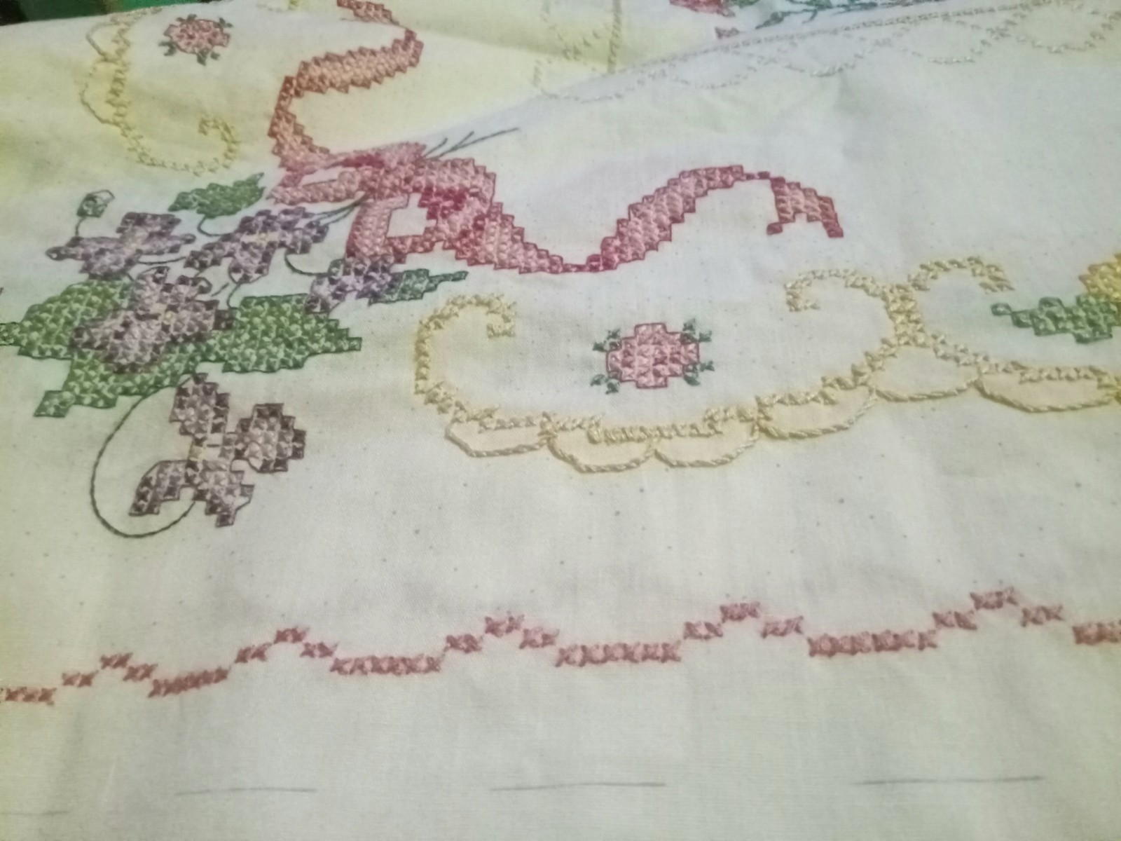 2 Bucilla 40663 Cross Stitch Kits 40663 Lap Quilt”Flowers o-the Month”1 Finished