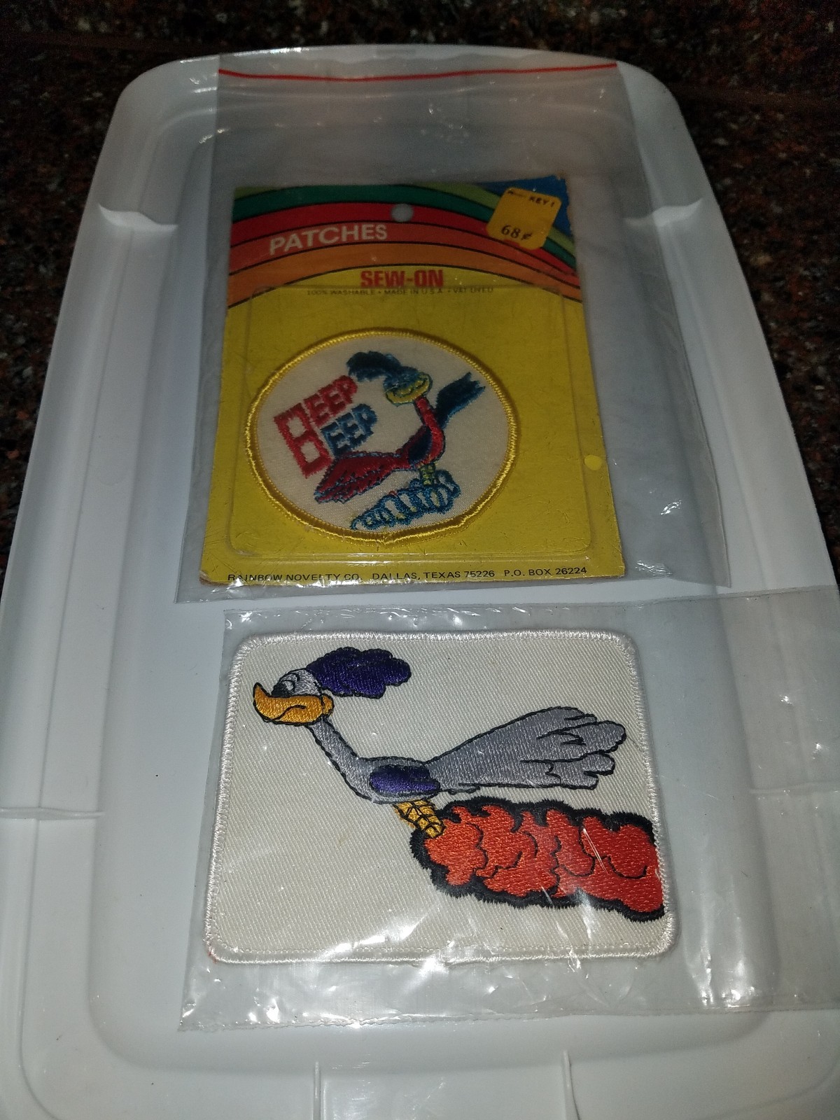 (4) ROAD RUNNER PLYMOUTH SEW-ON/OR GLUE-ON PATCHES 8″X5″/4″X3″/3″ VTG RARE OLD