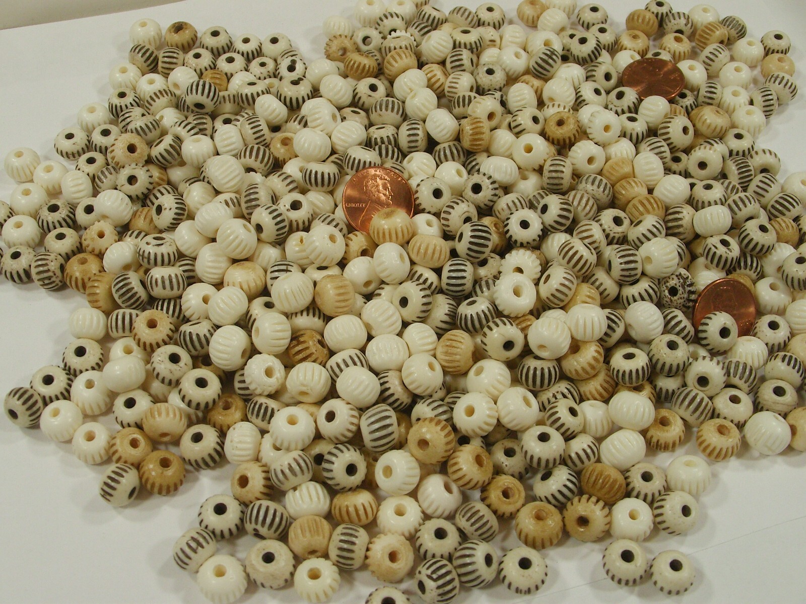 2 Pounds (8mm x 10mm) Rondelle India Handmade Water Buffalo Bone Beads (QPR-58)⭐