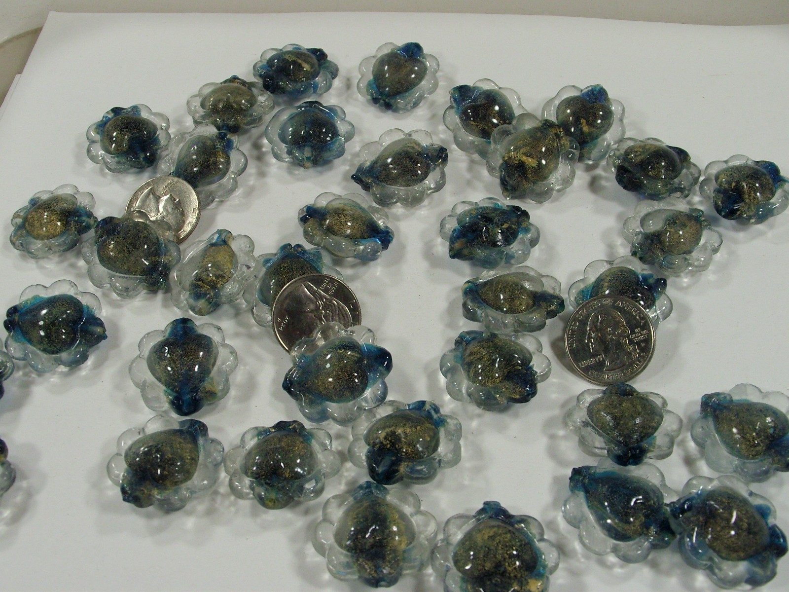 65 Pieces (12mm x 29mm) Large Blue Inner Heart Lampwork Glass Beads (JAPO-5)
