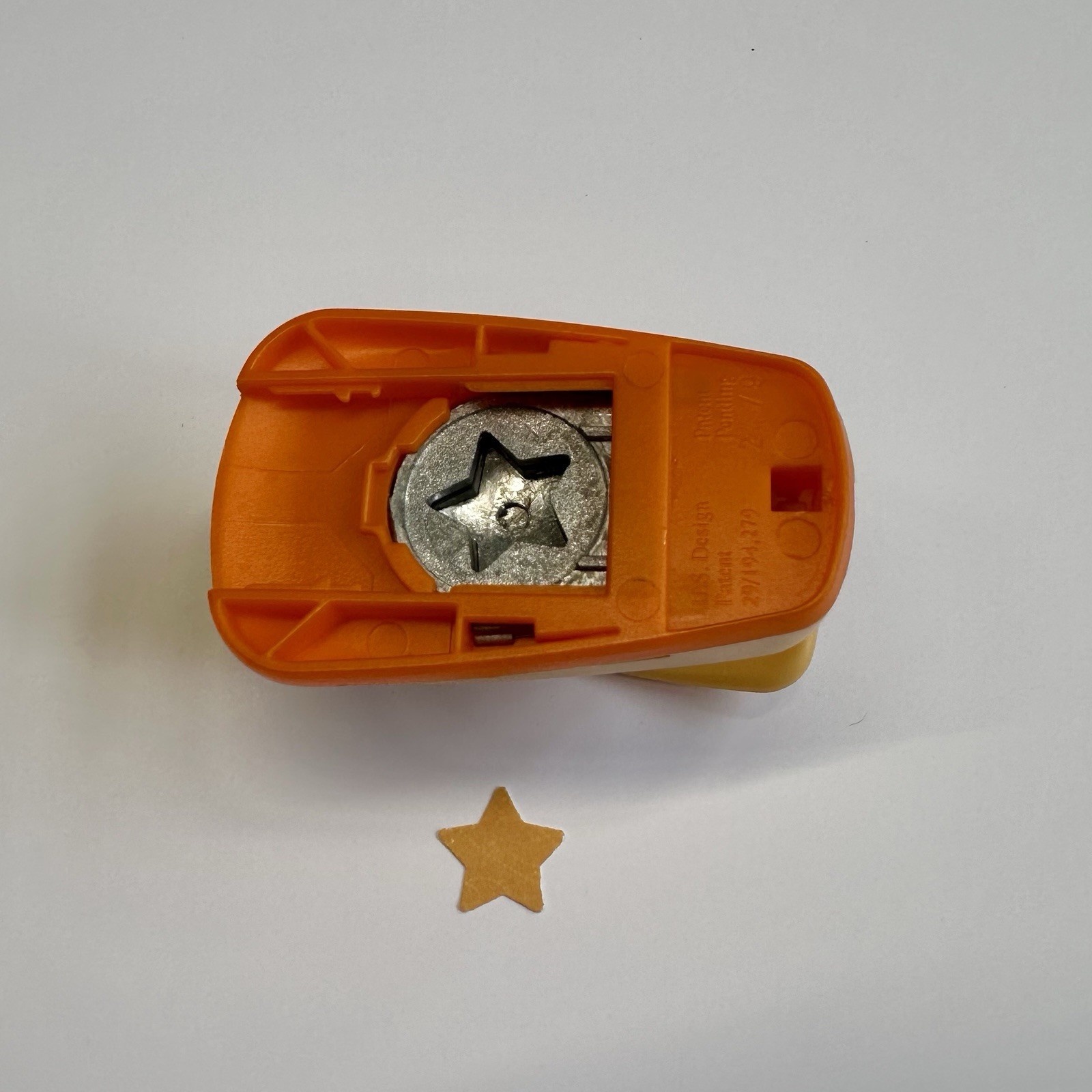 Marvy Uchida Star Paper Punch, Less Than 1″ Scrapbooking Craft